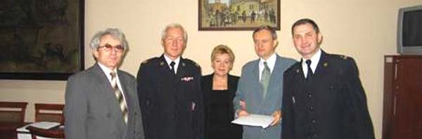 d lewej stoją nadbryg Feliks Dela ,nadbryg Ryszard Kamiński, st.bryg Adam Szkuta, mł.bryg Zbigniew Lepa